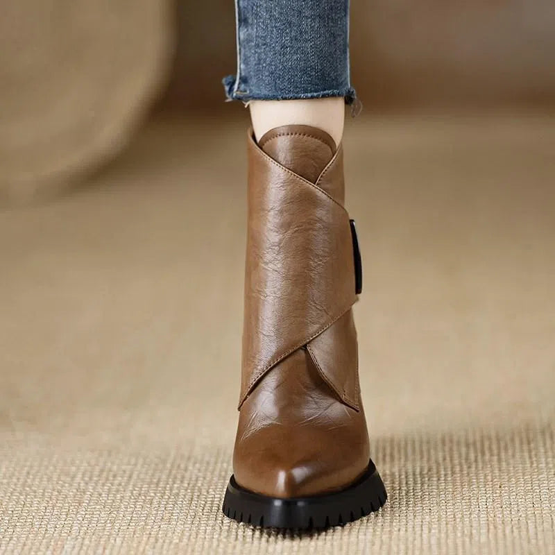 Retro soft sole chunky heel ankle boots for women with velvet lining and Velcro fastening