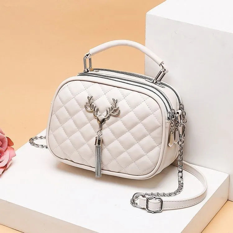 One-shoulder large capacity PU handbag for women with chain detail, deer black colourway