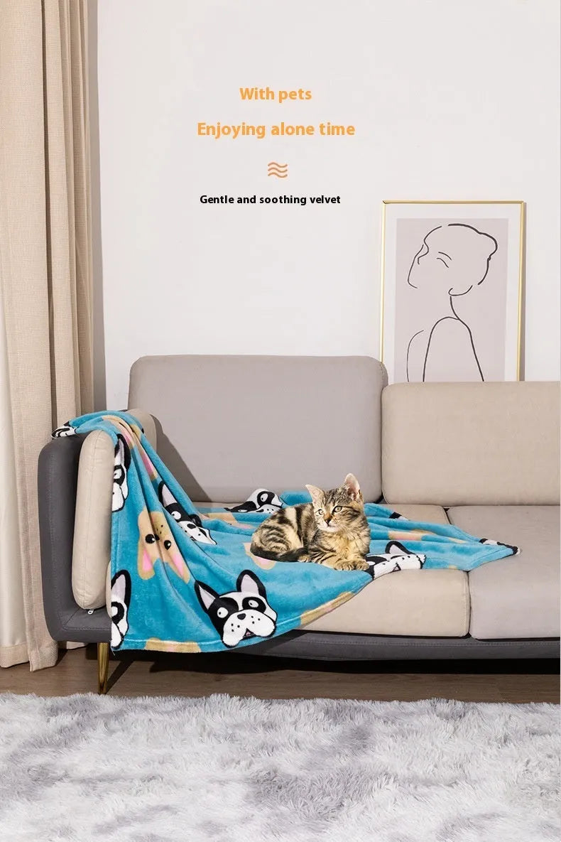 Blue cartoon dog print pet blanket measuring 100x120cm with double-sided flannel fabric