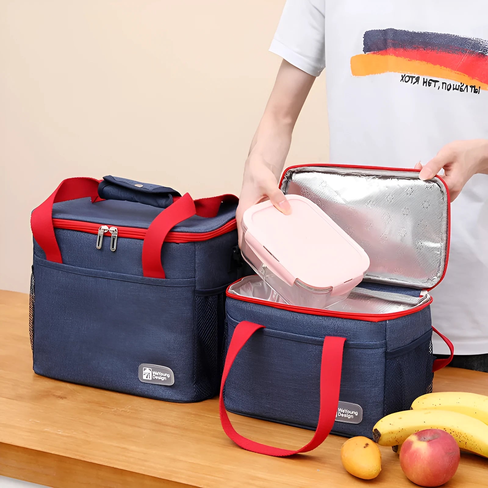 Crossbody insulation picnic cooler bag with shoulder strap in Oxford cloth material