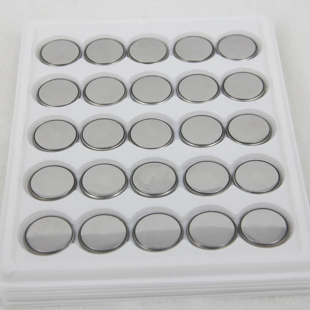 Three 3V button batteries: CR2016, CR2025, and CR2032 models showing size comparison.