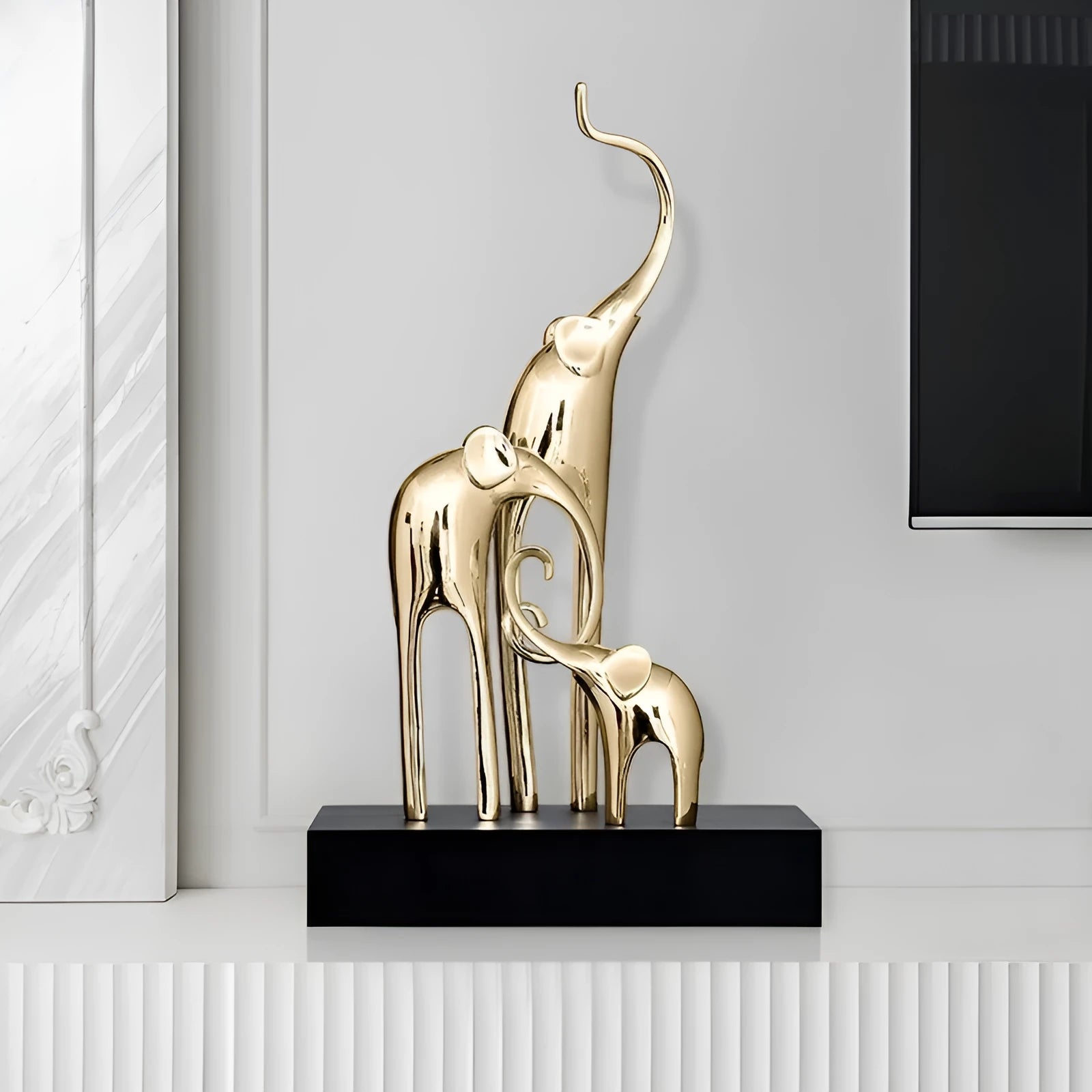 Fortune Bring Elephant decorative resin sculpture in European style with gold, silver, rose gold, or retro colour finish.