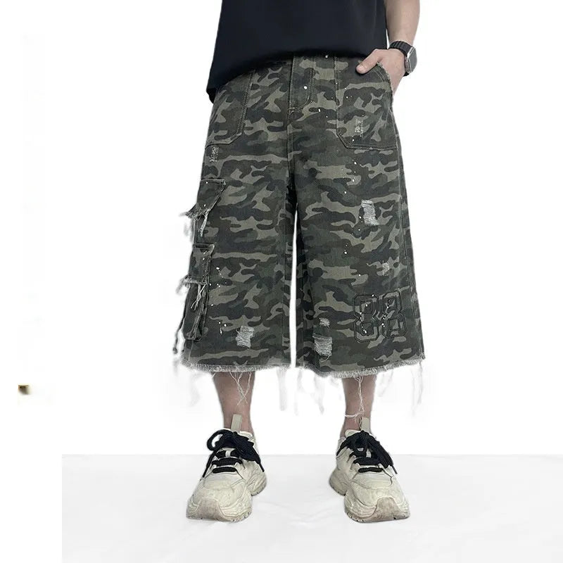 Camouflage casual shorts with wide leg, cotton main fabric, and summer shorts length in sizes S to 2XL