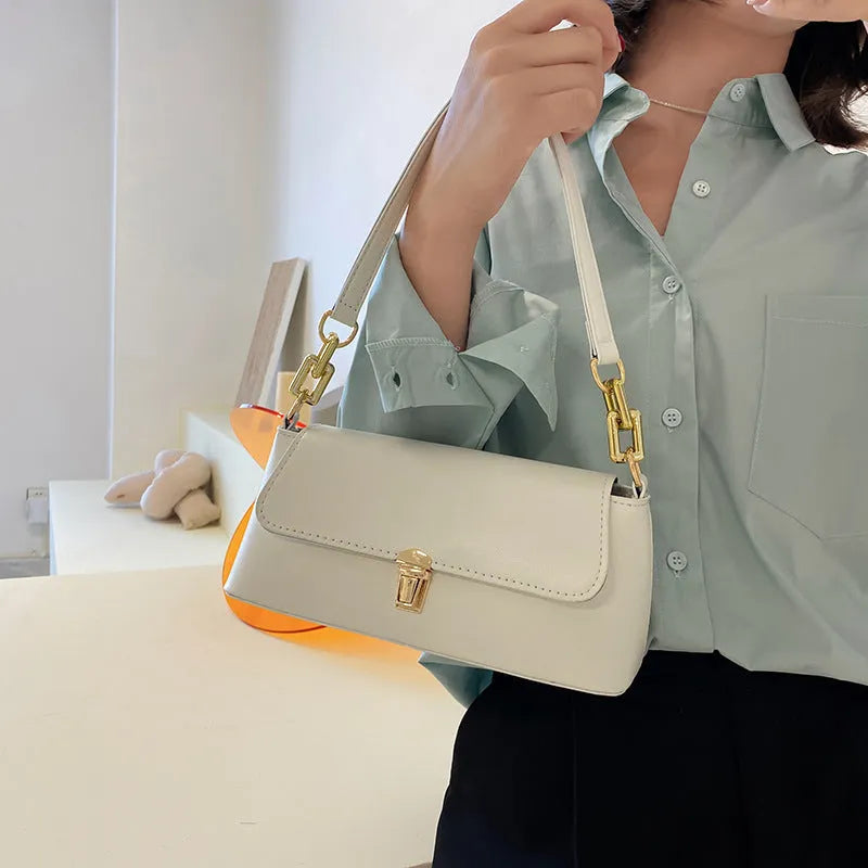 French casual shoulder bag in brown PU with chain strap and sandwich pocket design