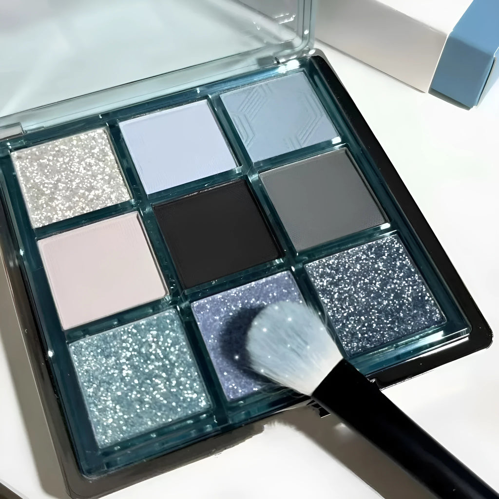 MUGLEEN nine-colour eyeshadow palette 08 showing blue smoked effect and earth tones