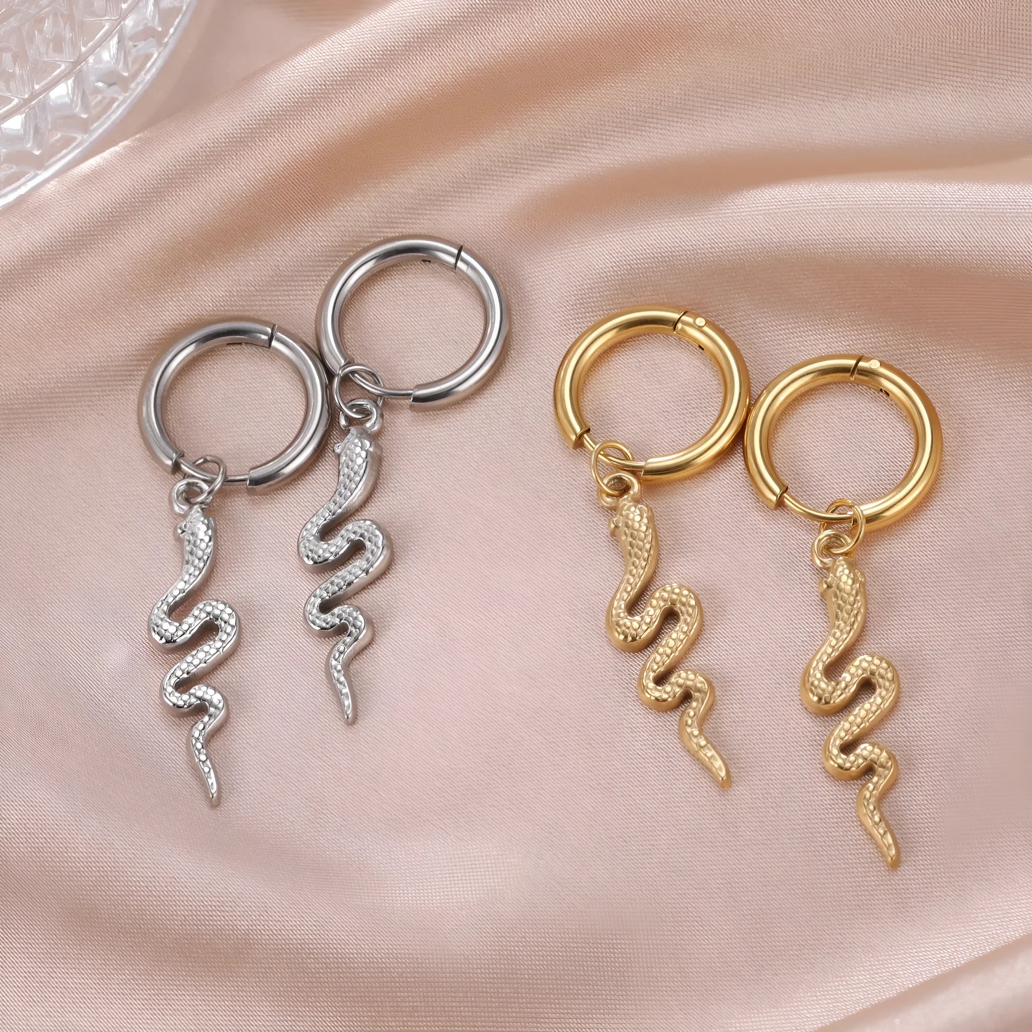 Vintage snake clip-on earrings in stainless steel with gold plating