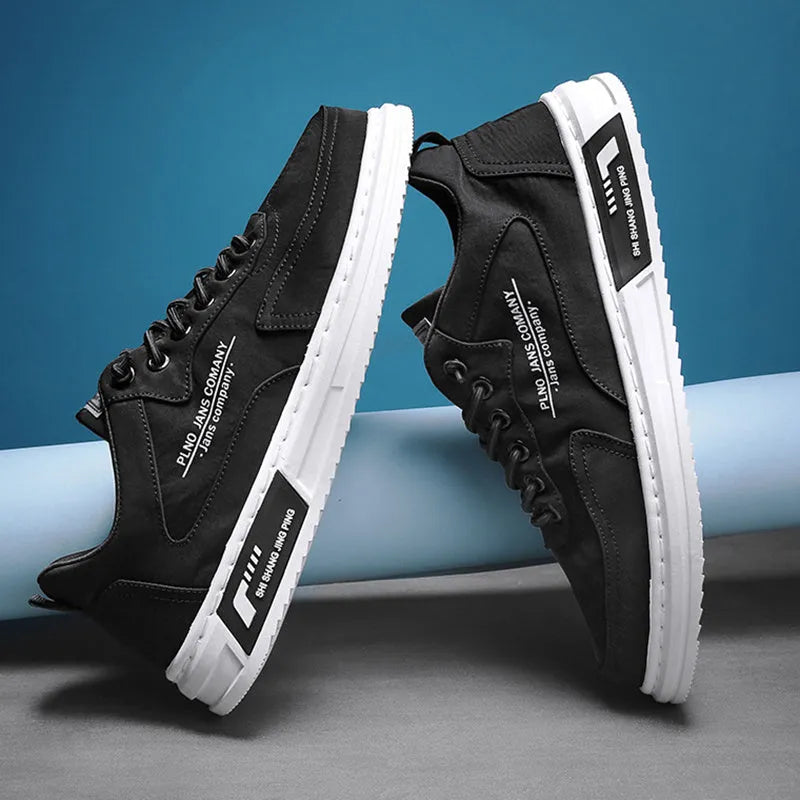 Men's lace-up platform canvas sneakers in green, black or grey with letter print, breathable mesh lining and rubber sole, sizes 39-44