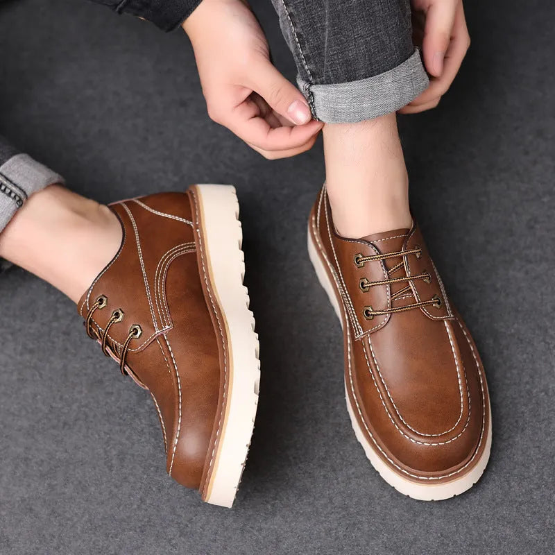 Men's black retro Martin low-top casual boots with round toe and rubber sole