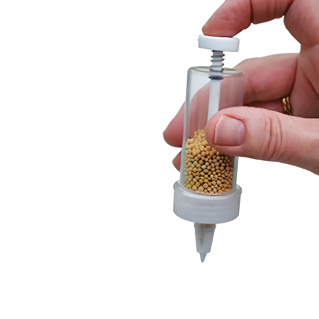 Plastic mini garden planter tool with 12cm length and 3cm diameter for seed distribution