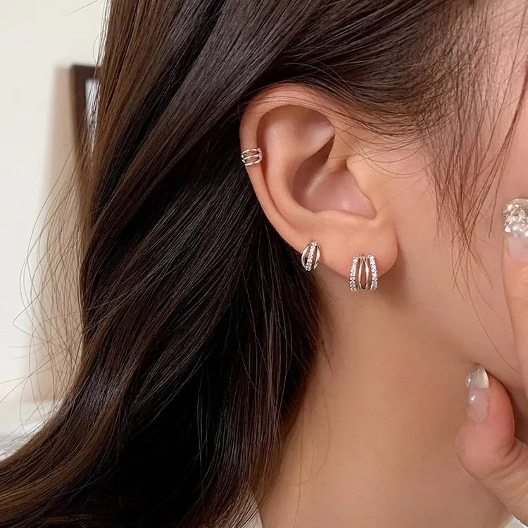 925 silver geometric earrings with electroplating in three size options