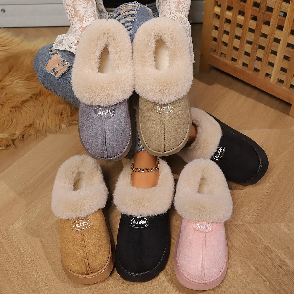 Unisex suede flat heel slippers in warm colours for indoor wear