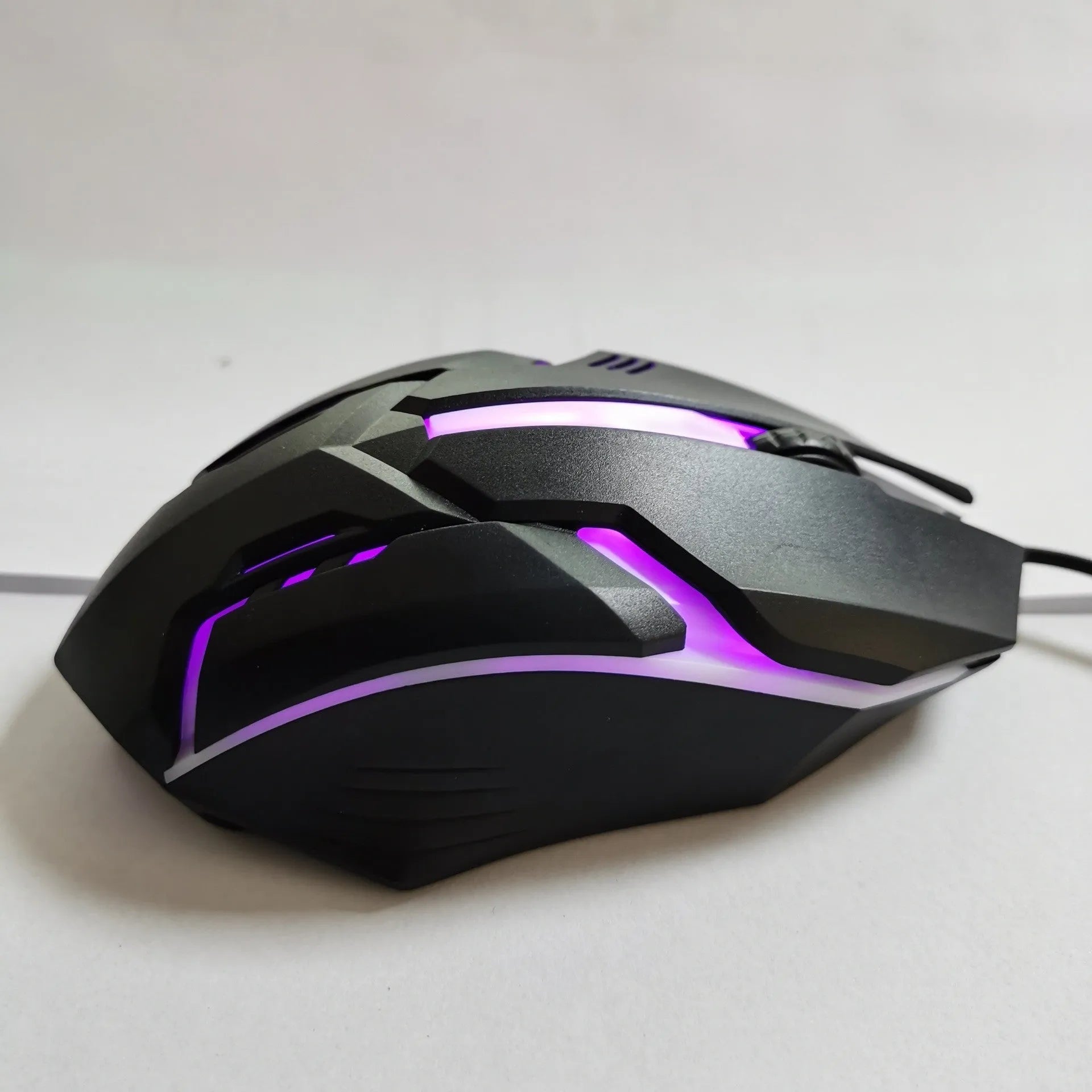 Wired luminous e-sports office mouse with USB photoelectric tracking and 1.35 metre cable
