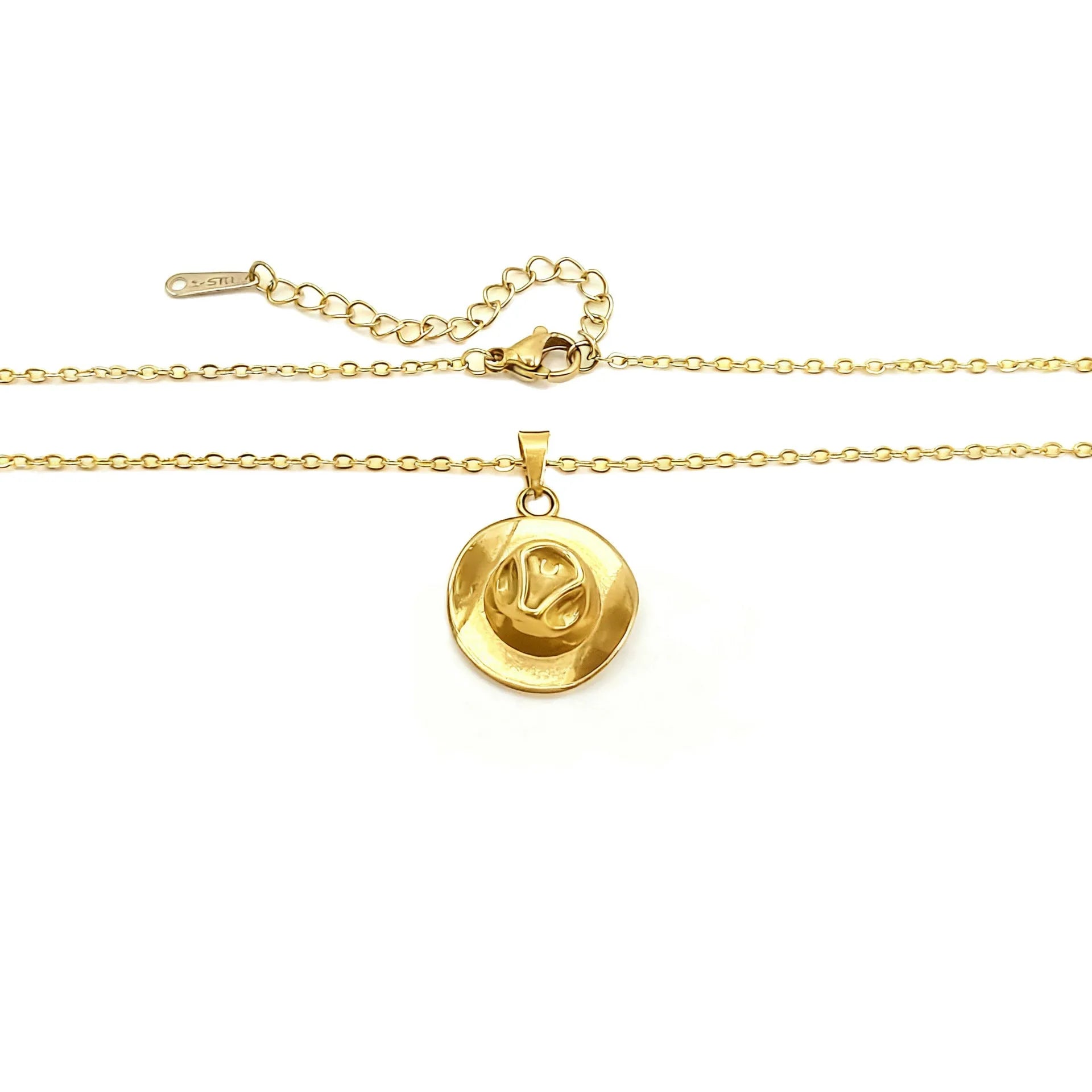 Cowboy hat punk pendant plated 18K gold on O-ring chain in gold colour with round top hat geometric shape