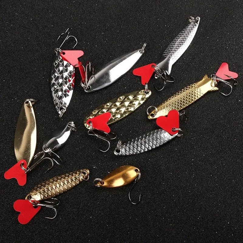 Pineapple sequin iron false fishing bait with metal sequins in gold and silver colours