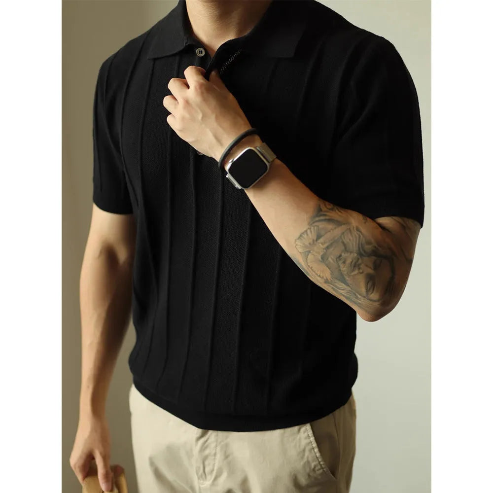 Men's loose fit solid colour t-shirt in black or white, made from polyester fabric.