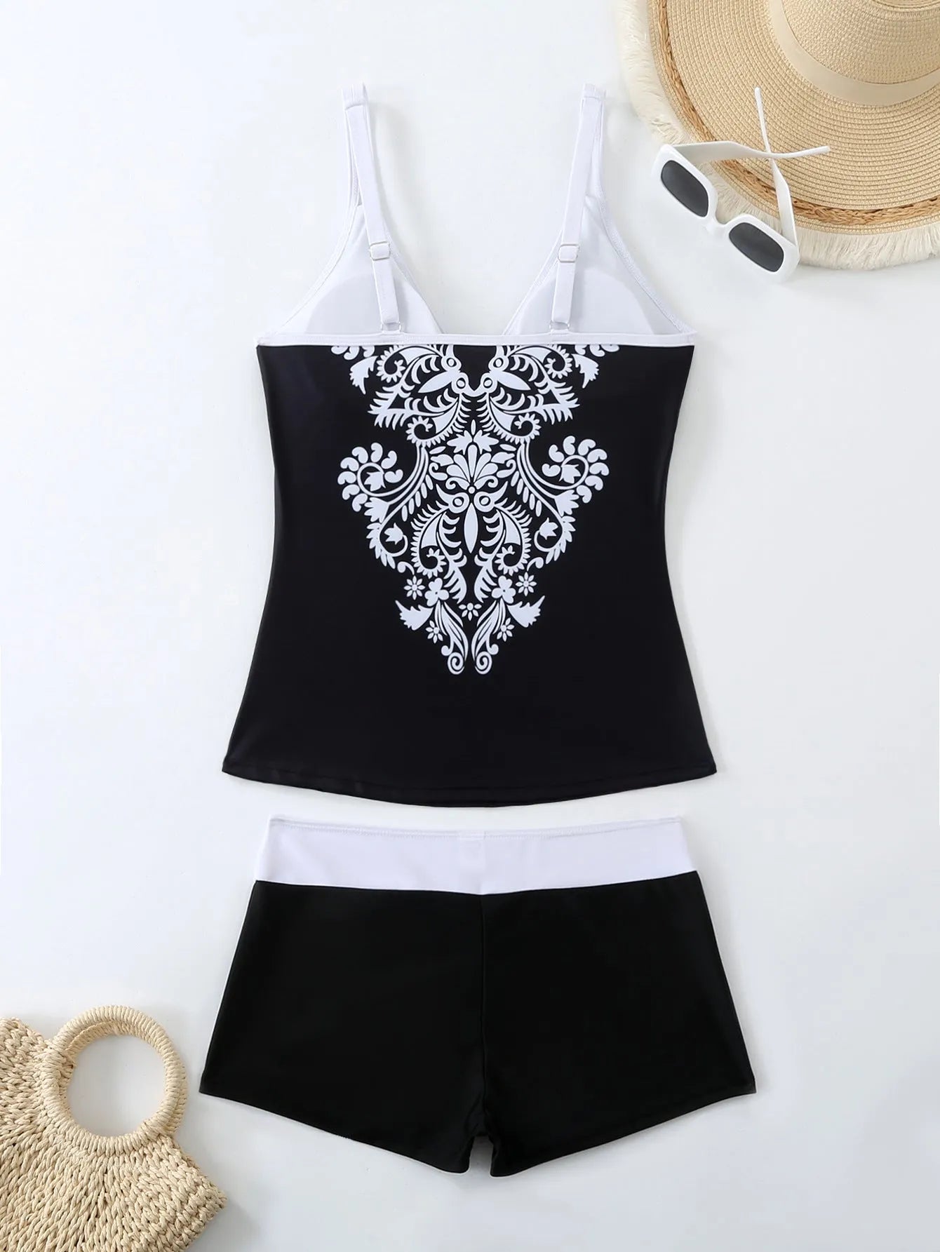 Women's plus size split design swimsuit in black or rose red with cotton lining and briefs style