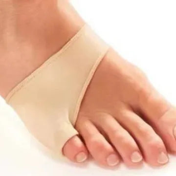 Nylon SE TPU toe separator showing triangle cover for small toe inversion correction.