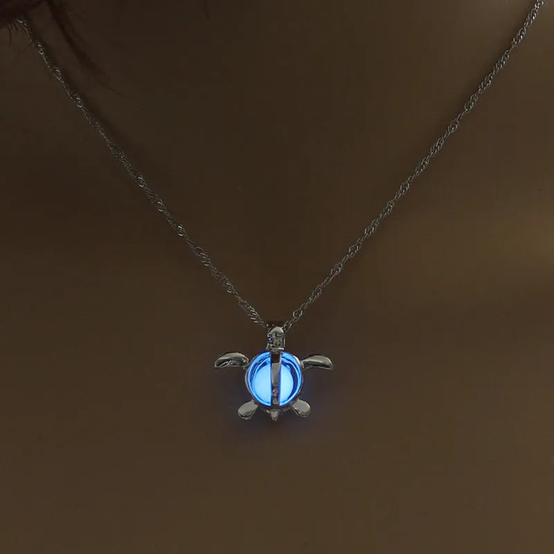 Luminous moon pendant necklace with copper charm, bamboo chain, 45+5cm adjustable length, glow in the dark, four colours