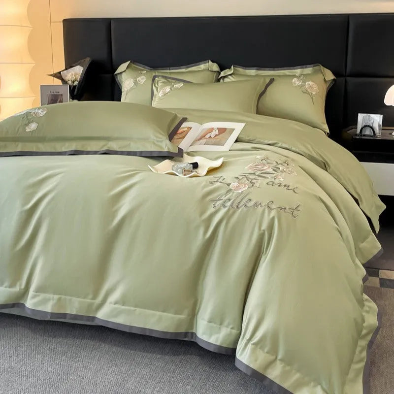 Pure cotton four-piece bedding set in solid colour with embroidery, including quilt cover 200x230cm and pillowcases 48x74cm