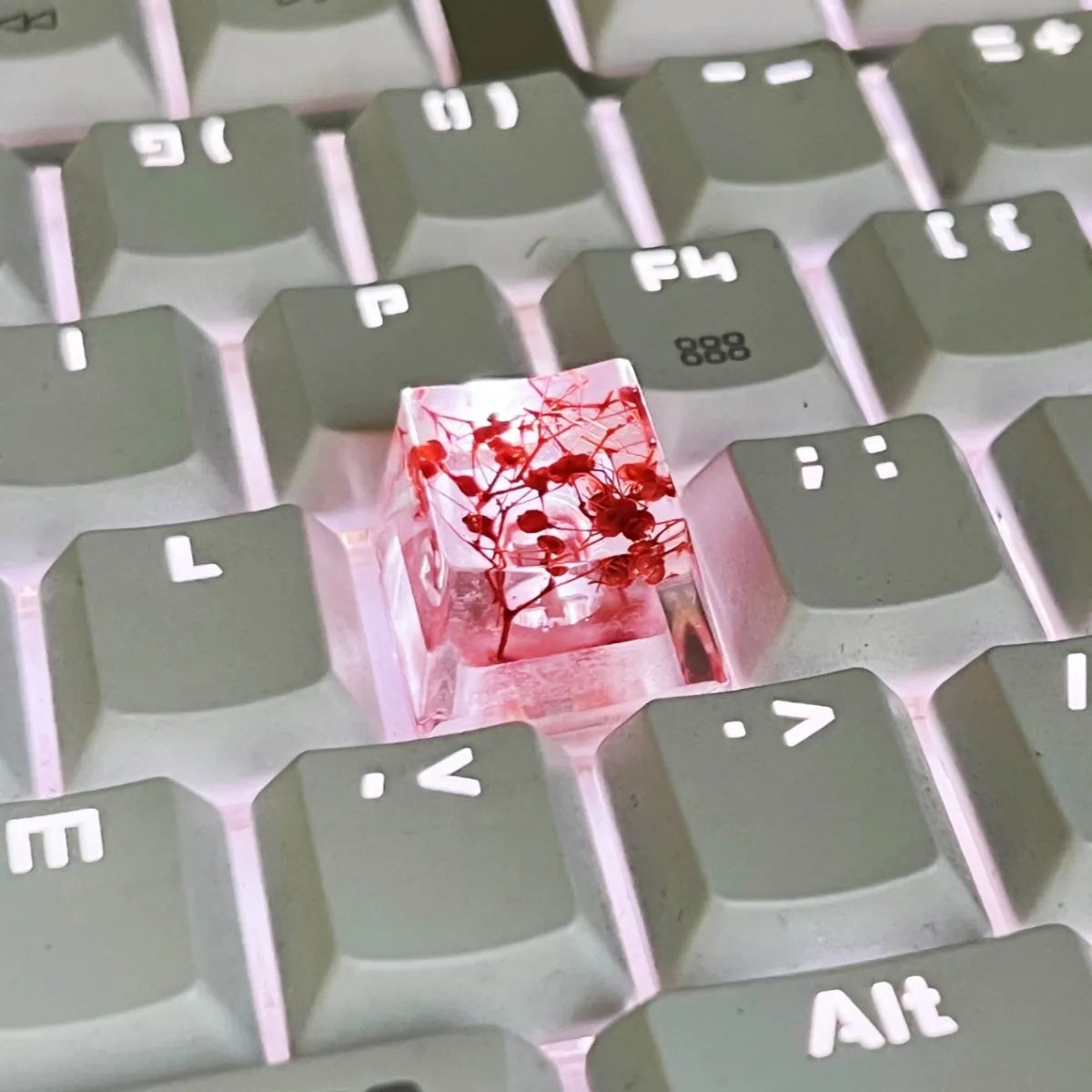 Transparent resin keycap with starry sky pattern in four colour options for mechanical keyboards