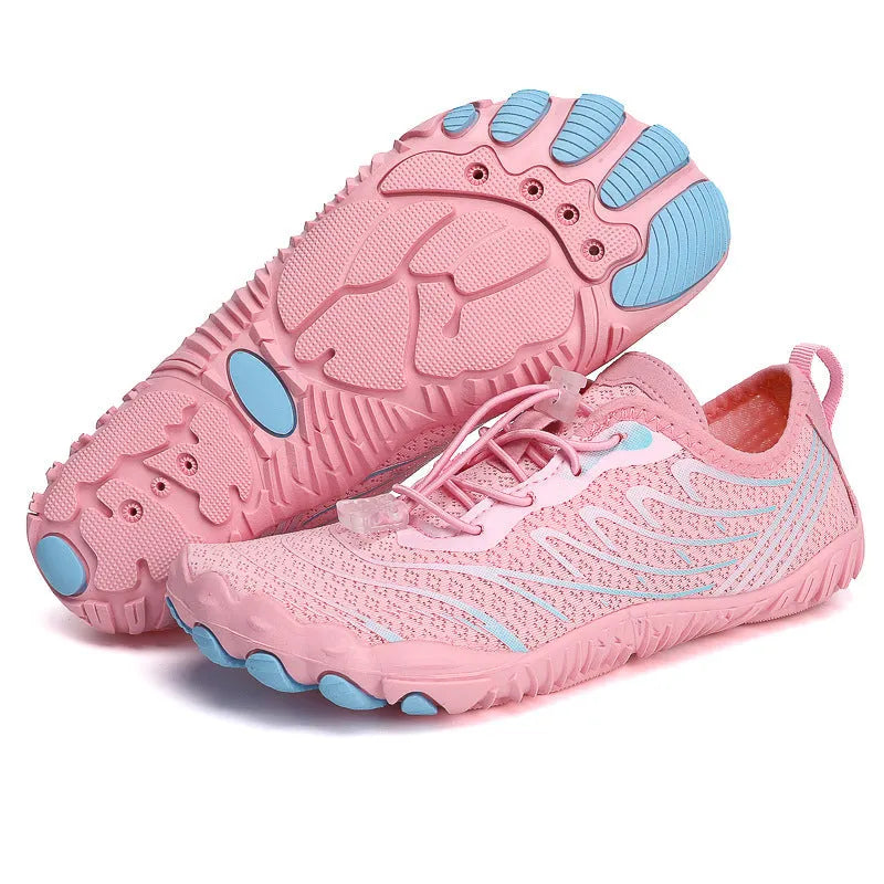 Quick-drying breathable wading shoes with mesh upper and non-slip rubber sole for outdoor fishing and climbing