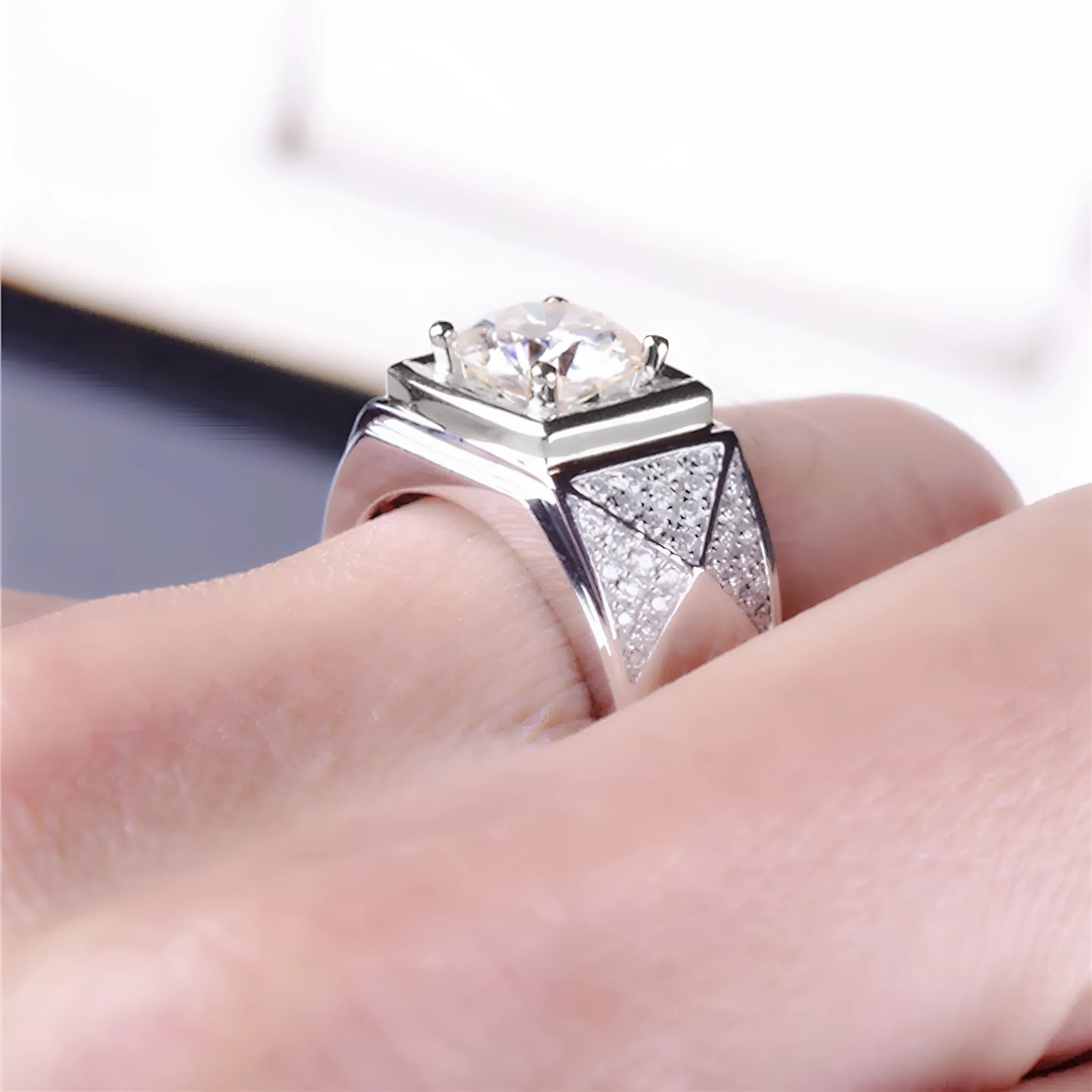 Triangle diamond-studded ring gold two-tone adjustable open men's unisex geometric shield ring
