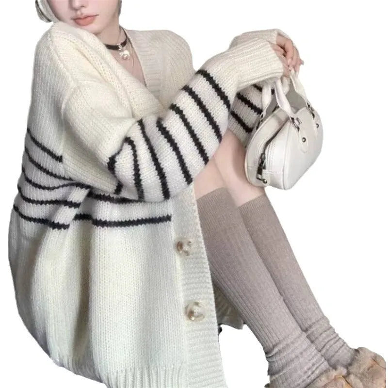 Collar button cardigan with 3D pattern texture in picture colour shown