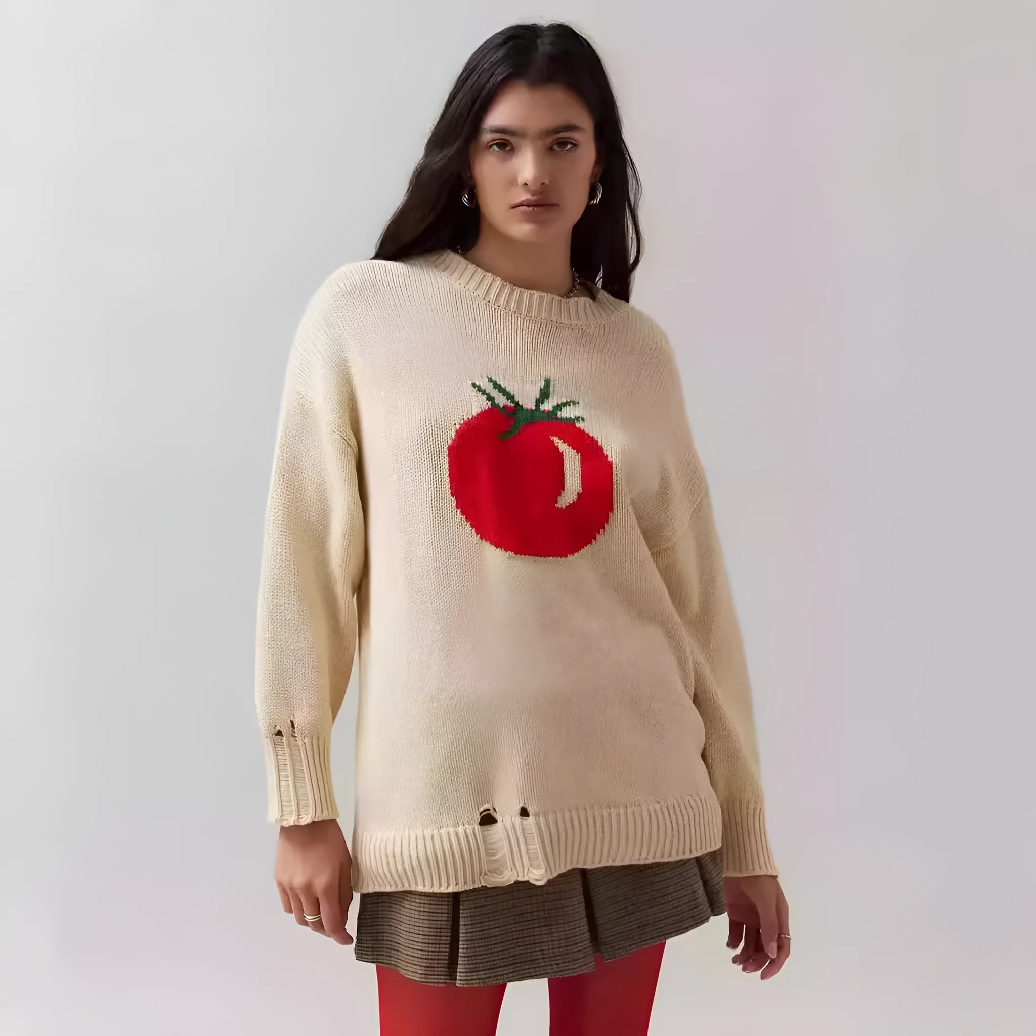 Women's loose-fitting milky white acrylic sweater with Jacquard knit texture and round neck.