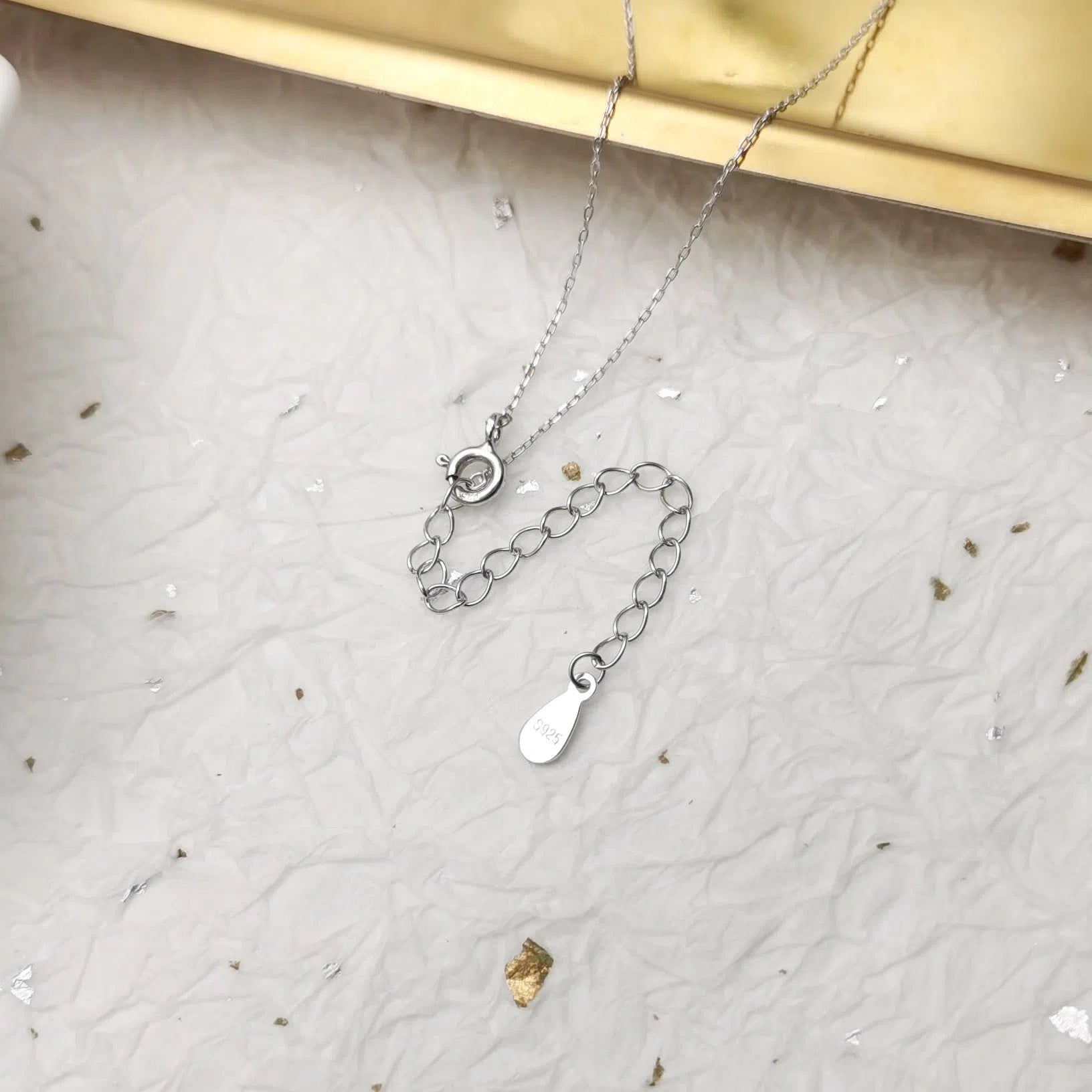 925 silver zircon small pineapple pendant necklace with 45cm carven cross-chain, fruit shaped design for women