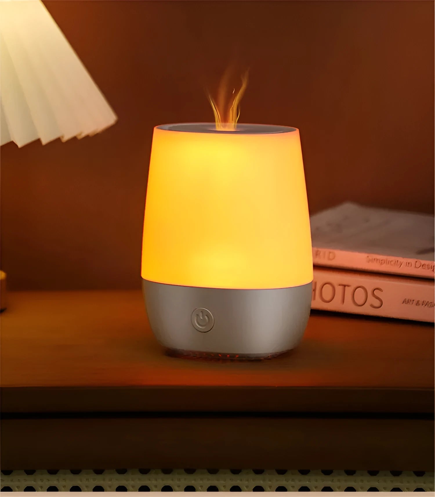 White USB-powered aromatherapy diffuser with flame effect and compact design
