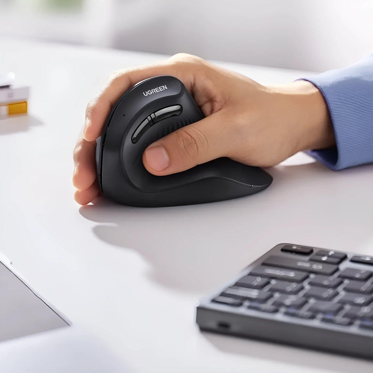 Black ergonomic vertical wireless mouse with dual-mode 2.4G and Bluetooth 5.0, adjustable DPI, mute click